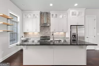 4147 Township Parkway, Atlanta, GA 30342 - Photo 6