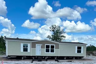 1290 Dogwood Ln, Folkston, GA 31537 - Photo 2