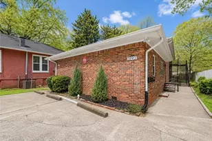 3193 E Point St, Atlanta, GA 30344 - Photo 2