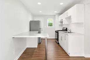3193 E Point St, Atlanta, GA 30344 - Photo 6