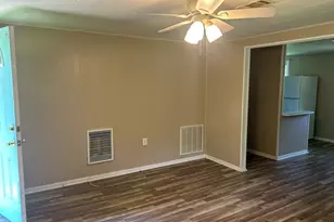 235 Maple Dr, Jenkinsburg, GA 30234 - Photo 4