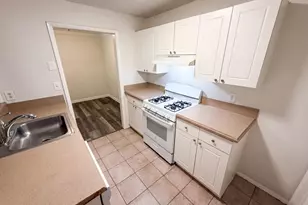 216 Summit N Dr NE, Atlanta, GA 30324 - Photo 10
