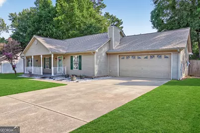 932 Century Oak Drive, Winder, GA 30680 - Photo 2