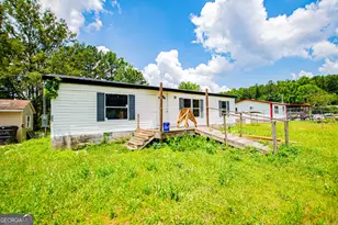 33 Holiday Dr, Carrollton, GA 30116 - Photo 4