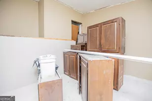 33 Holiday Dr, Carrollton, GA 30116 - Photo 16