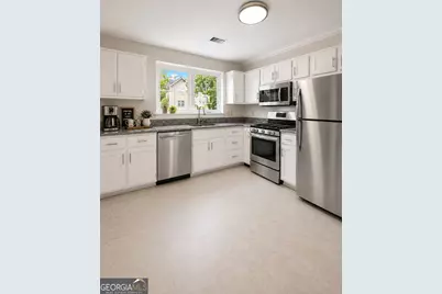 1111 Cannongate Crossing SW, Marietta, GA 30064 - Photo 8