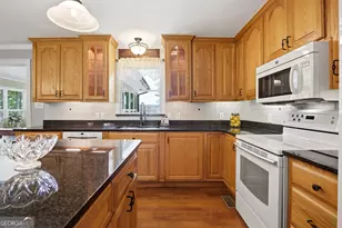 109 Bass Cir, Jackson, GA 30233 - Photo 10