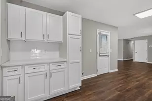 126 N Lake Dr, Lagrange, GA 30240 - Photo 12