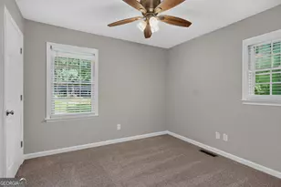 126 N Lake Dr, Lagrange, GA 30240 - Photo 18
