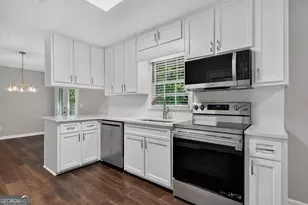 126 N Lake Dr, Lagrange, GA 30240 - Photo 10