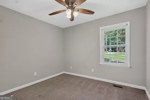 126 N Lake Dr, Lagrange, GA 30240 - Photo 16