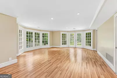 3135 Spalding Drive, Sandy Springs, GA 30350 - Photo 74