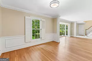 3135 Spalding Dr, Sandy Springs, GA 30350 - Photo 36