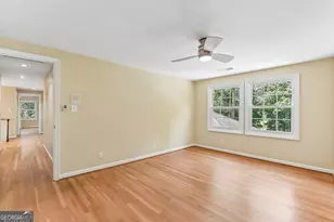 3135 Spalding Dr, Sandy Springs, GA 30350 - Photo 26