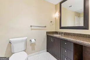 3135 Spalding Dr, Sandy Springs, GA 30350 - Photo 6