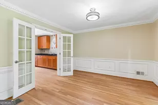 3135 Spalding Dr, Sandy Springs, GA 30350 - Photo 48