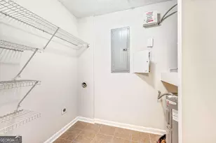 13202 Fairington Ridge Cir, Lithonia, GA 30038 - Photo 12