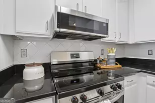 821 Ralph McGill Blvd NE, Atlanta, GA 30306 - Photo 18