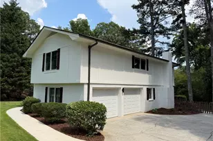 1813 Mt Vernon Rd, Atlanta, GA 30338 - Photo 2