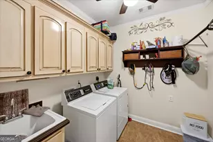 409 Madison Ln, Forsyth, GA 31029 - Photo 18