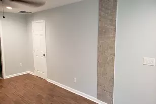 2975 Jones St, East Point, GA 30344 - Photo 10