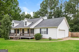 800 Pointe Trail, Locust Grove, GA 30248 - Photo 2