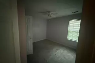 6869 Fireside Ln, Atlanta, GA 30349 - Photo 16