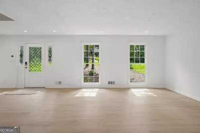 5132 Willow Point Parkway, Marietta, GA 30068 - Photo 6