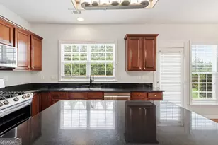 703 Aroura Dr, Woodstock, GA 30188 - Photo 10