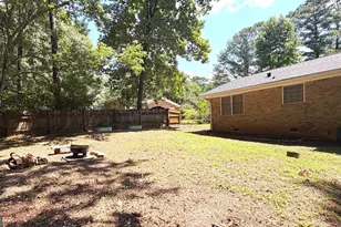345 Fond Du Lac Dr, Stone Mountain, GA 30088 - Photo 36