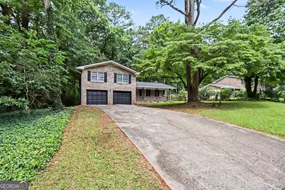 345 Fond Du Lac Drive, Stone Mountain, GA 30088 - Photo 2
