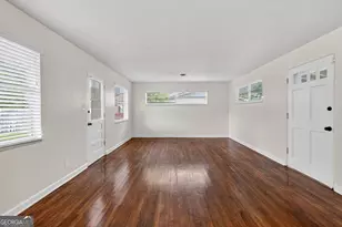 2637 Canary Dr, Brunswick, GA 31520 - Photo 2