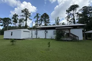 214 Forest Ave, Fargo, GA 31631 - Photo 6