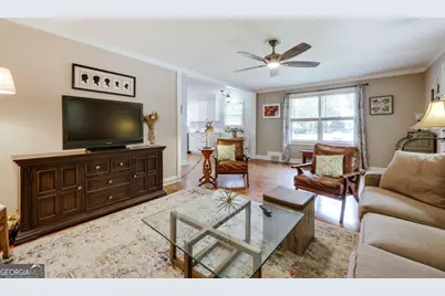 594 Forest Heights Drive, Athens, GA 30606 - Photo 4