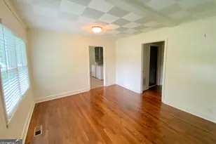 215 Pennsylvania Ave, Carrollton, GA 30117 - Photo 4