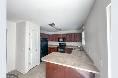 338 S Bridgeport Drive, Statesboro, GA 30461 - Photo 2