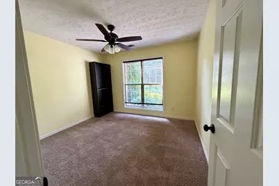 6130 Devonshire Drive, Flowery Branch, GA 30542 - Photo 8