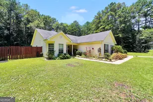1102 Kramden Ct, McDonough, GA 30252 - Photo 2