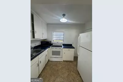 324 N Main Street #4, Statesboro, GA 30458 - Photo 6