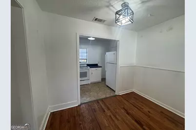 324 N Main Street #4, Statesboro, GA 30458 - Photo 4
