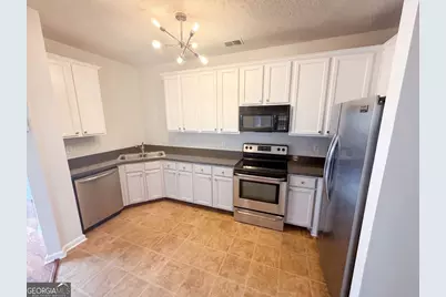 7553 Rutgers Circle, Fairburn, GA 30213 - Photo 6