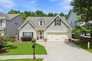 643 Royal Crest Ct, Canton, GA 30115 - Photo 2