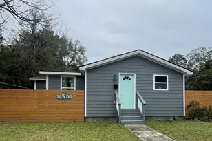 19 W 58th St, Savannah, GA 31405 - Photo 1