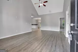 156 Colony Park Ln, Locust Grove, GA 30248 - Photo 4