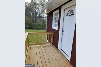 536 Elmwood Road NW, Atlanta, GA 30318 - Photo 2