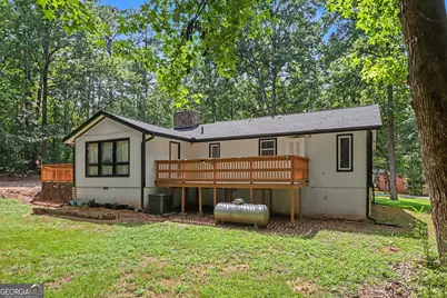 102 McKinley Circle, Lagrange, GA 30240 - Photo 2