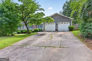 1561 Bentwood Dr SW, Lilburn, GA 30047 - Photo 1