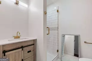 808 Valbrook Ct SW, Lilburn, GA 30047 - Photo 22