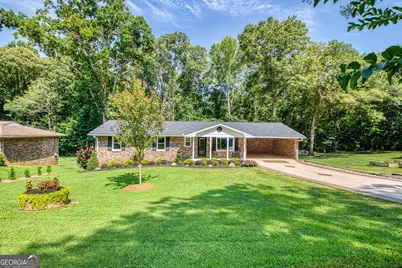27 Lynhaven Dr, Newnan, GA 30263 - Photo 2
