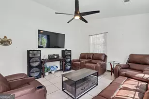 9018 Huntwood Ln, Riverdale, GA 30274 - Photo 4